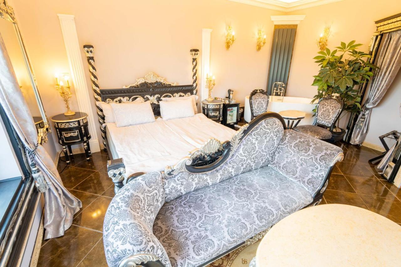 Ferndale Luxury Boutique Bed & Breakfast Keel  Exteriör bild