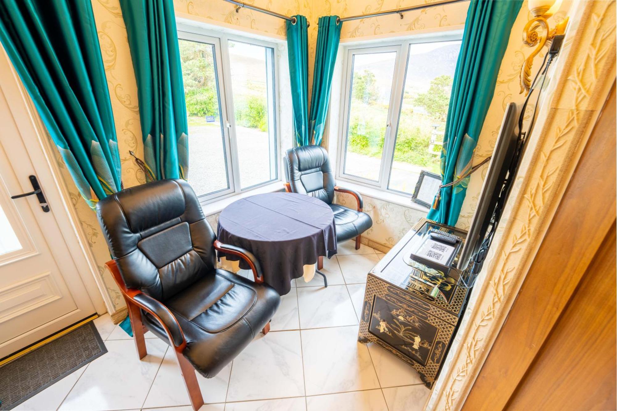 Ferndale Luxury Boutique Bed & Breakfast Keel  Exteriör bild