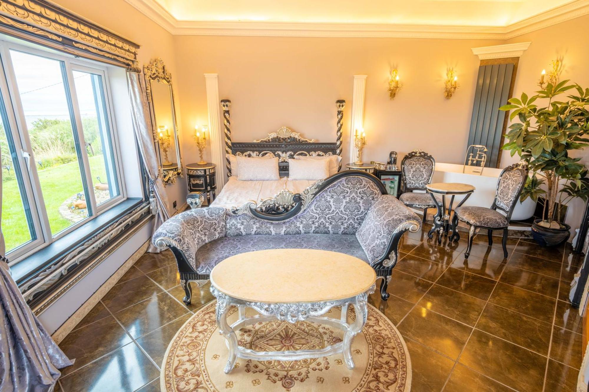 Ferndale Luxury Boutique Bed & Breakfast Keel  Exteriör bild