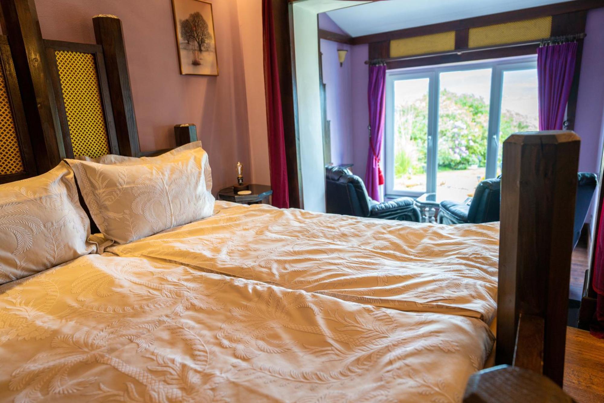 Ferndale Luxury Boutique Bed & Breakfast Keel  Exteriör bild