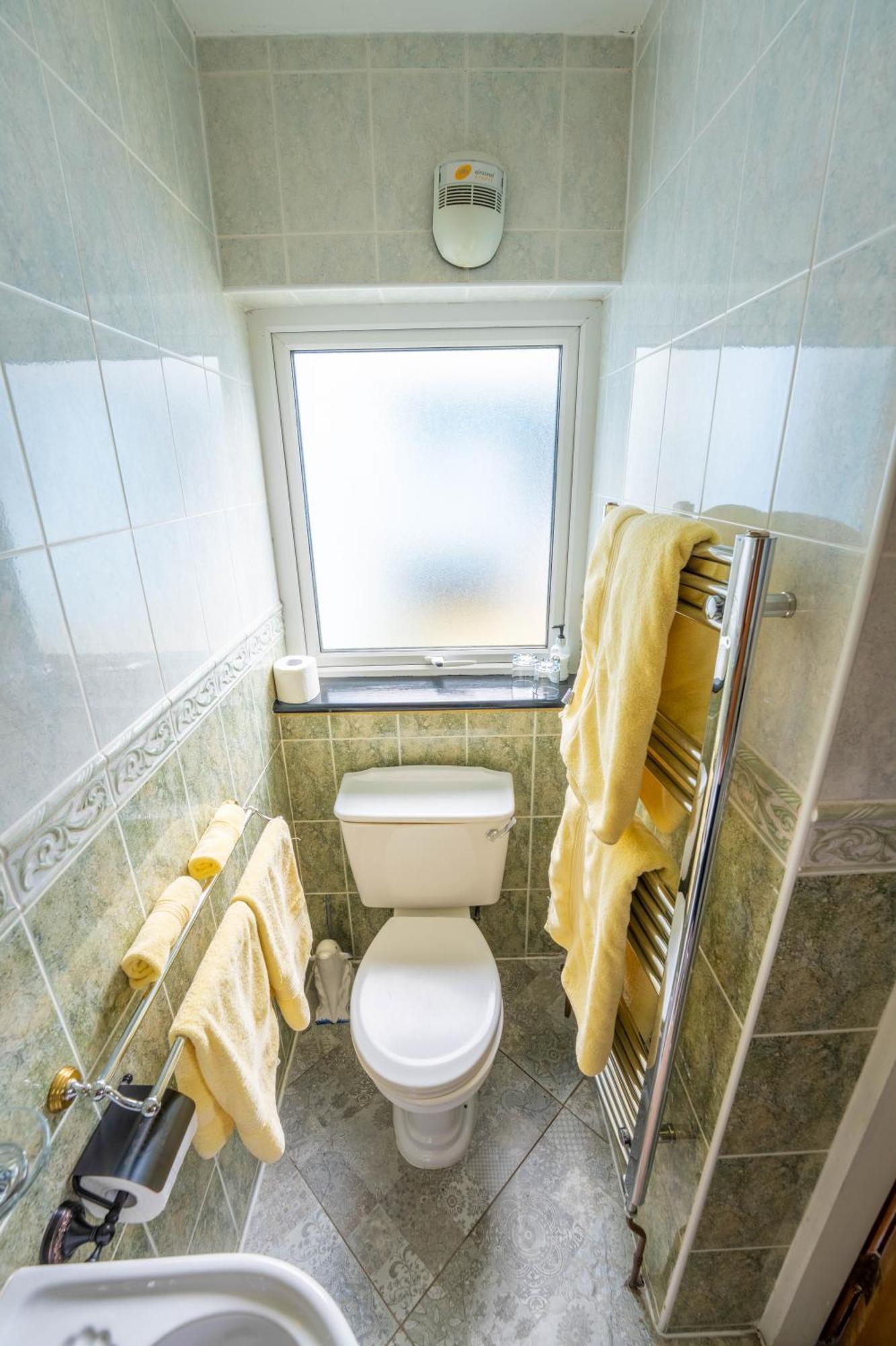 Ferndale Luxury Boutique Bed & Breakfast Keel  Exteriör bild